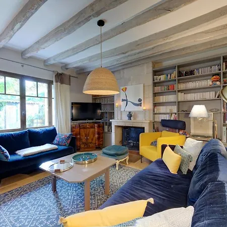 Apartment L'oasis - Maison Familiale Jardin - Gare A 5 Min *