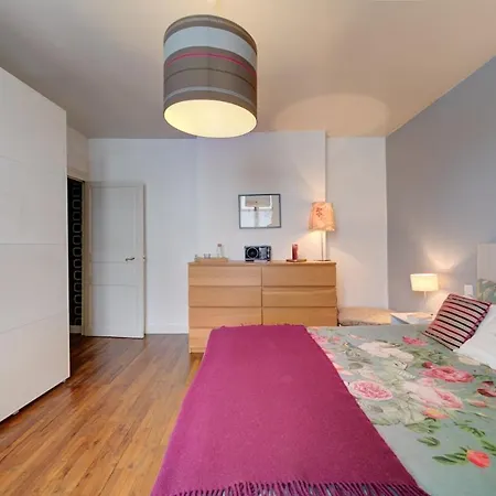 L'oasis - Maison Familiale Jardin - Gare A 5 Min Tours
