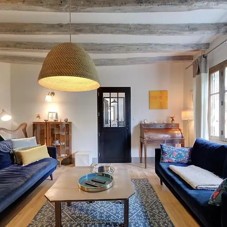 L'oasis - Maison Familiale Jardin - Gare A 5 Min Apartment *